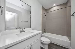 9577 Neuens Rd, Houston, TX 77080 - Photo 10