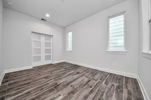9577 Neuens Rd, Houston, TX 77080 - Photo 8
