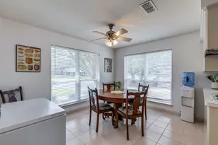 104 Douglas Dr, Bellville, TX 77418 - Photo 14