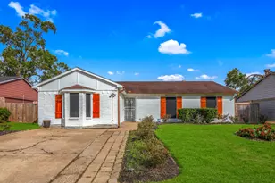 14527 Dartwood Dr, Houston, TX 77049 - Photo 2