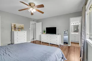 14527 Dartwood Dr, Houston, TX 77049 - Photo 18