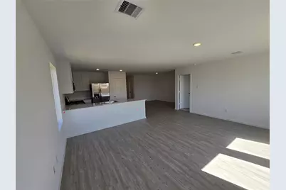 9507 Dazzling Tentacle Drive, Baytown, TX 77521 - Photo 4