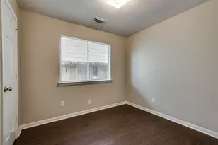 8342 Fuqua Gardens Dr, Houston, TX 77075 - Photo 10