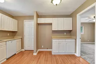 14184 Running Bear Dr, Willis, TX 77378 - Photo 8