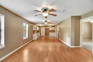 14184 Running Bear Dr, Willis, TX 77378 - Photo 4