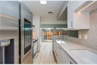 5800 Lumberdale Road #113, Houston, TX 77092 - Photo 6