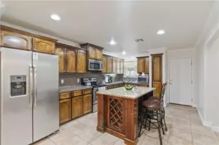 1126 Green Willow Dr, Corpus Christi, TX 78405 - Photo 4