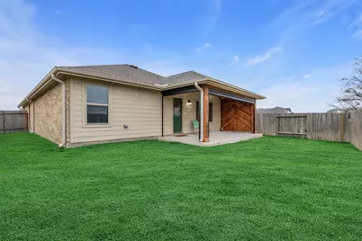 1902 Champions Drive, Navasota, TX 77868 - Photo 36