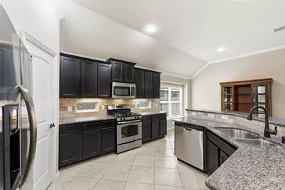 13739 Slate Mountain Lane, Houston, TX 77044 - Photo 10