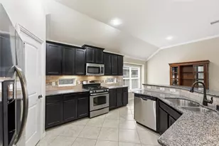 13739 Slate Mountain Ln, Houston, TX 77044 - Photo 10