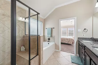 13739 Slate Mountain Lane, Houston, TX 77044 - Photo 16