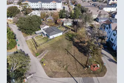 1801 W 14th 1/2 Street, Houston, TX 77008 - Photo 10