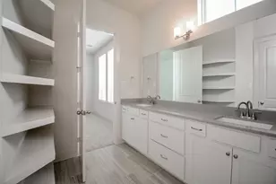 6017 Cypress St, Houston, TX 77074 - Photo 20