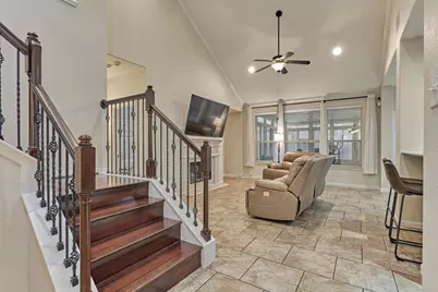 23 S Pinto Point Circle, The Woodlands, TX 77389 - Photo 14