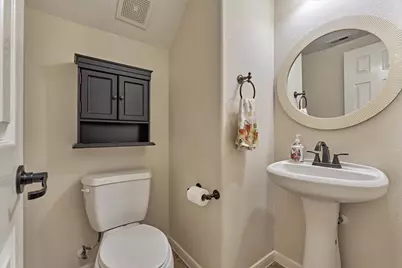 23 S Pinto Point Circle, The Woodlands, TX 77389 - Photo 12