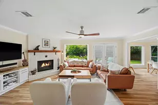 6406 Smoke Tree Ct, Sugar Land, TX 77479 - Photo 2