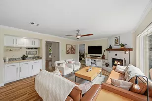 6406 Smoke Tree Ct, Sugar Land, TX 77479 - Photo 4