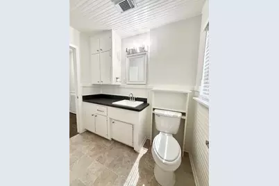 523 Wisteria Street, Lake Jackson, TX 77566 - Photo 16