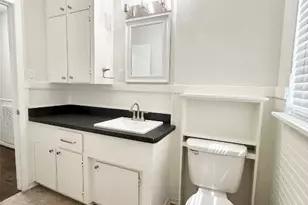 523 Wisteria St, Lake Jackson, TX 77566 - Photo 16