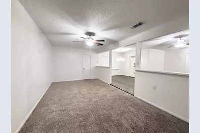 523 Wisteria Street, Lake Jackson, TX 77566 - Photo 8