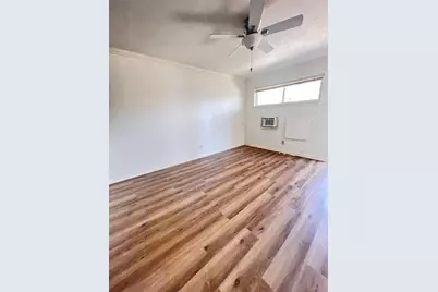 911 Byrne Street #2, Houston, TX 77009 - Photo 4