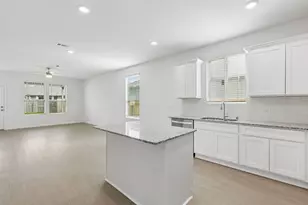15389 Dapple Blf Ln, Conroe, TX 77302 - Photo 6