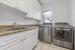 4022 Coleridge St, West University Place, TX 77005 - Photo 30