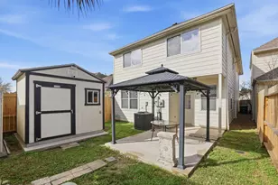 10135 E East Palm Lake Dr Dr, Houston, TX 77034 - Photo 6