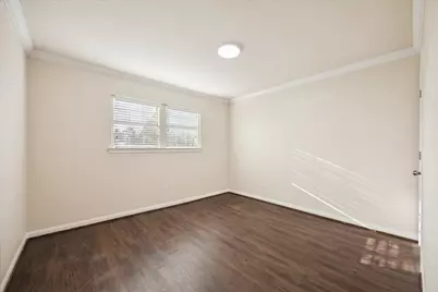 214 W 17th Street #16, Houston, TX 77008 - Photo 6