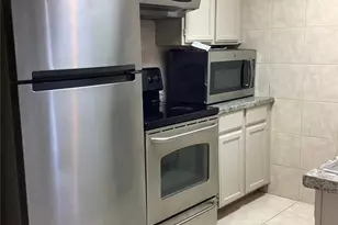 6310 S Briar Bayou Dr, Houston, TX 77072 - Photo 12