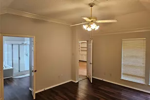 6930 Shady Ln, Sugar Land, TX 77479 - Photo 10