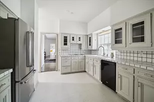 2417 Blue Bonnet Blvd, Houston, TX 77030 - Photo 6