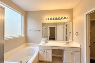 9226 Edgeloch Dr, Spring, TX 77379 - Photo 16