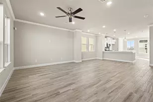 11413 Lucky Fls Dr, Houston, TX 77047 - Photo 8