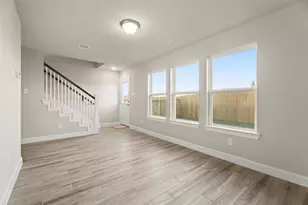 11413 Lucky Fls Dr, Houston, TX 77047 - Photo 4