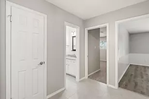 2119 Williamsburg Ct S, League City, TX 77573 - Photo 4