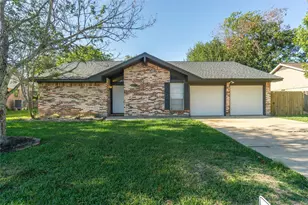 2119 Williamsburg Ct S, League City, TX 77573 - Photo 1