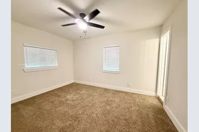 318 Caladium Street, Lake Jackson, TX 77566 - Photo 12