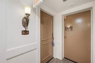 3525 Sage Rd, Houston, TX 77056 - Photo 2