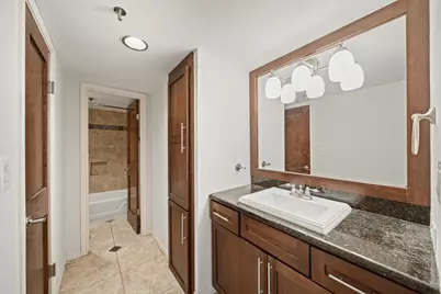 3525 Sage Road #404, Houston, TX 77056 - Photo 8