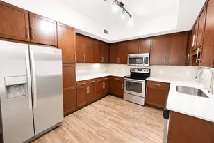 2910 Milam St St, Houston, TX 77006 - Photo 6