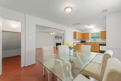8252 Golf Green Circle, Houston, TX 77036 - Photo 6