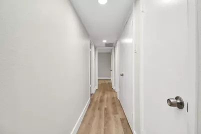 7575 Katy Freeway #30, Houston, TX 77024 - Photo 22