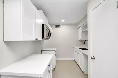7575 Katy Freeway #30, Houston, TX 77024 - Photo 4