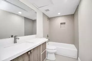 7575 Katy Fwy, Houston, TX 77024 - Photo 12