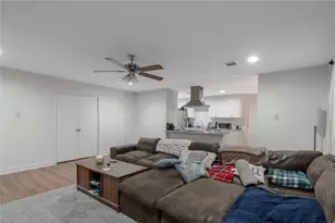 1701 Ave R, Huntsville, TX 77340 - Photo 8