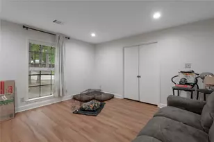 1701 Ave R, Huntsville, TX 77340 - Photo 4