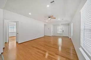 14323 Brunswick Point Ln, Houston, TX 77047 - Photo 6