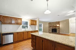 290 Monticello St, Trinity, TX 75862 - Photo 10