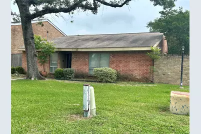 4803 Pebble Brook Street, Baytown, TX 77521 - Photo 2